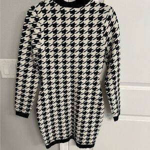 Endless Rose Houndstooth Dress